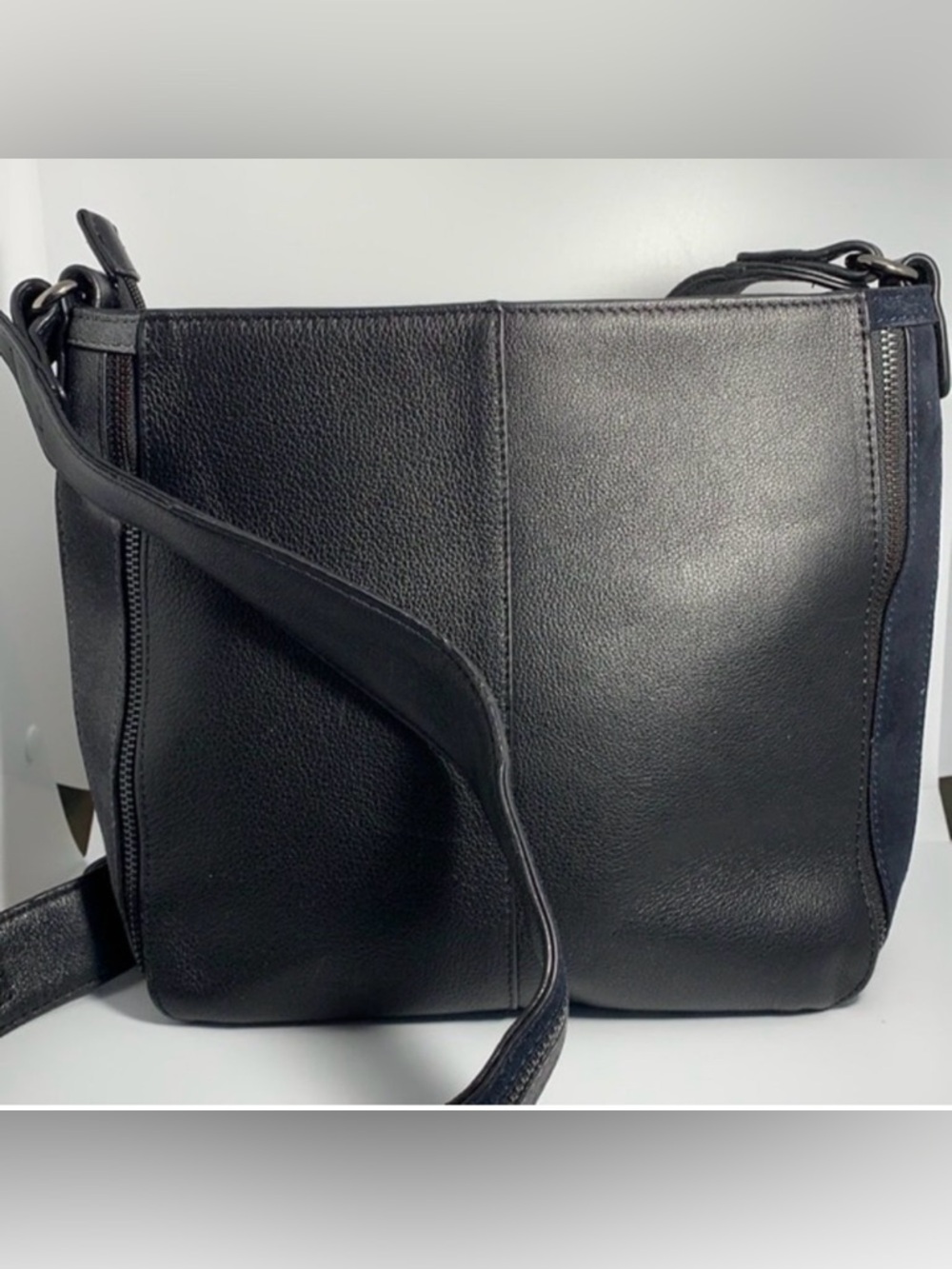 Sondra Roberts Leather Suede Black Blue Gray Color Block Zippered Crossbody Bag